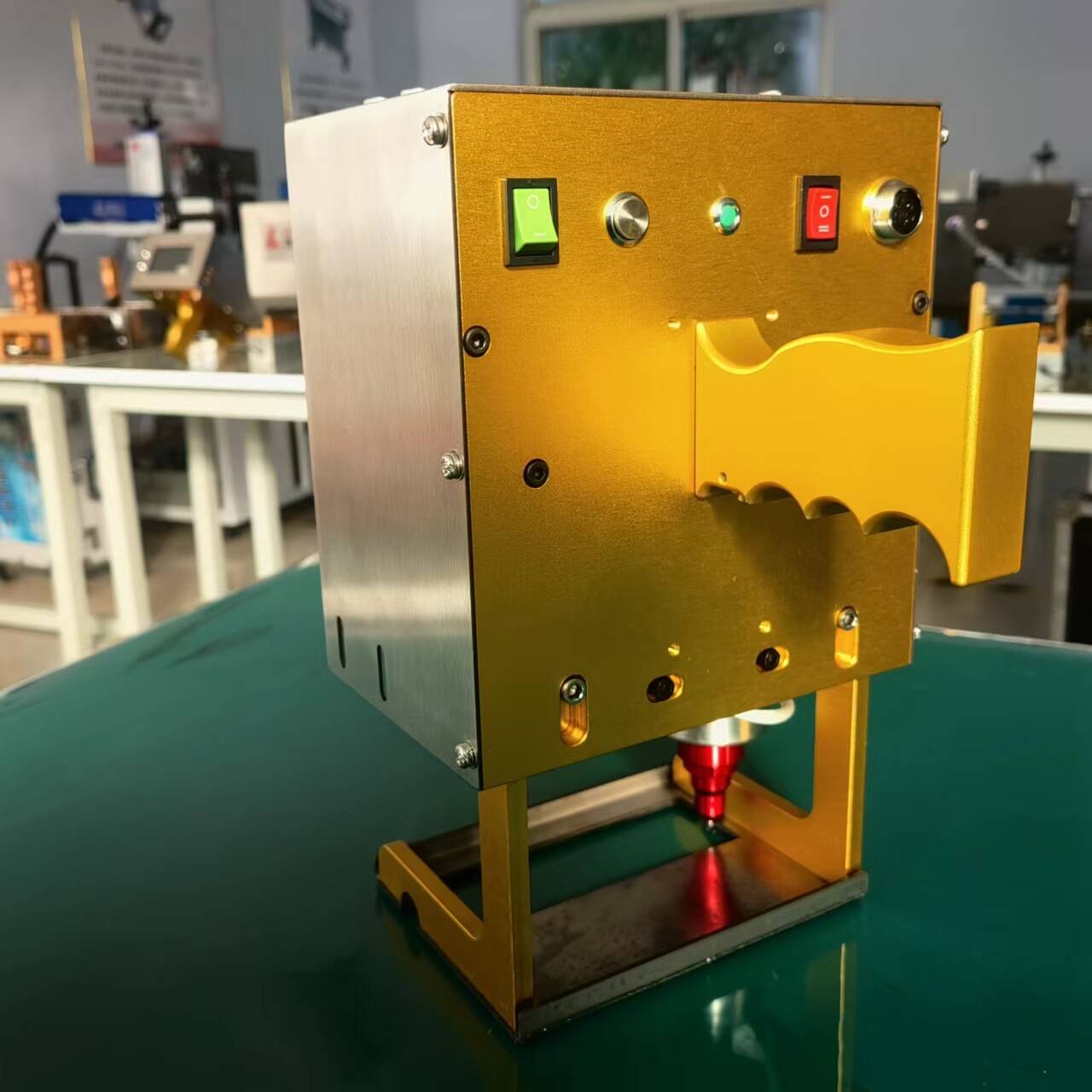 Electric handheld dot peen marking machine for hard plastic metal hardware