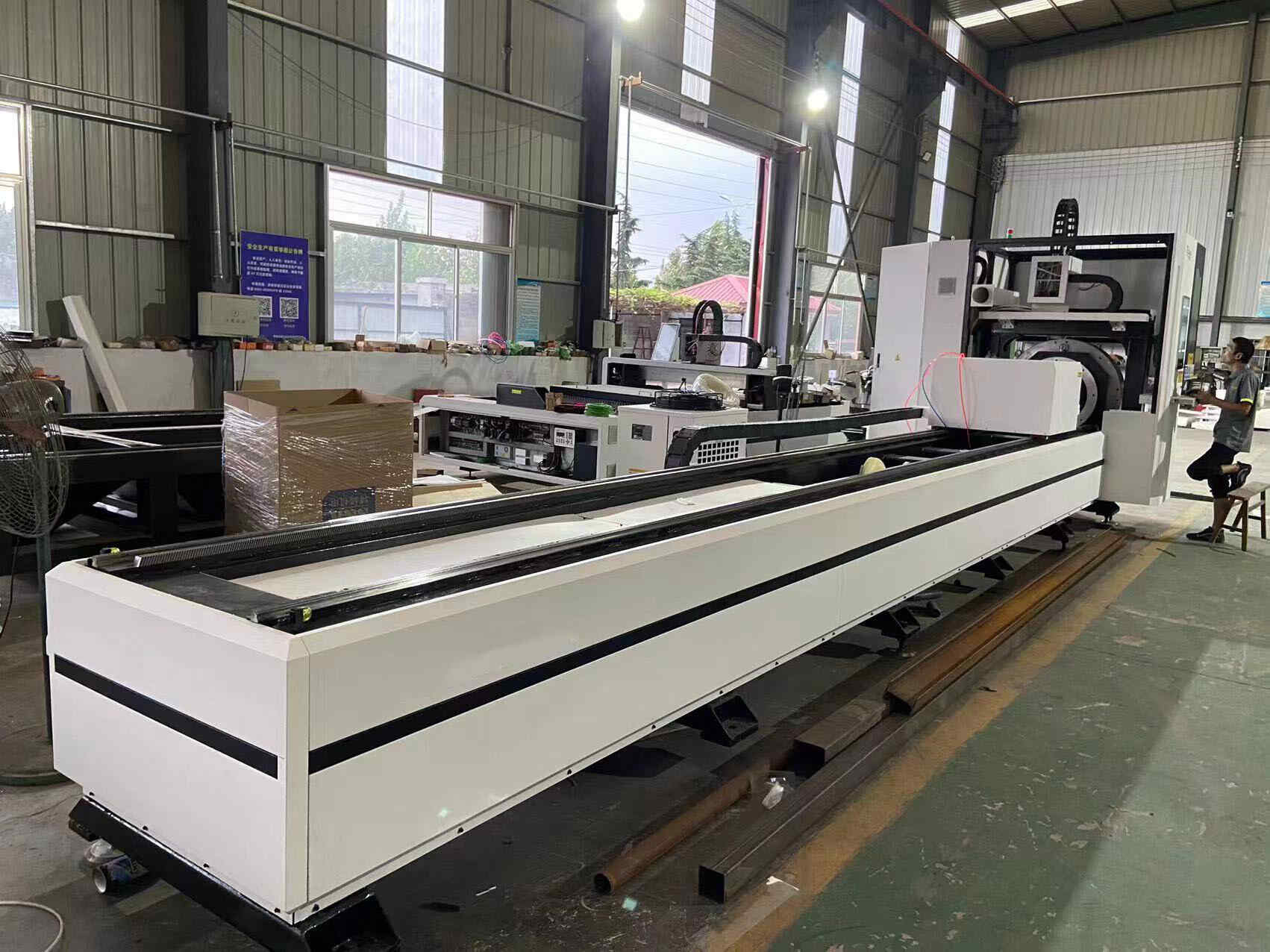 Factory Directly Sale 1530 Fiber Laser Cutting Machine for Metal Non-Metal