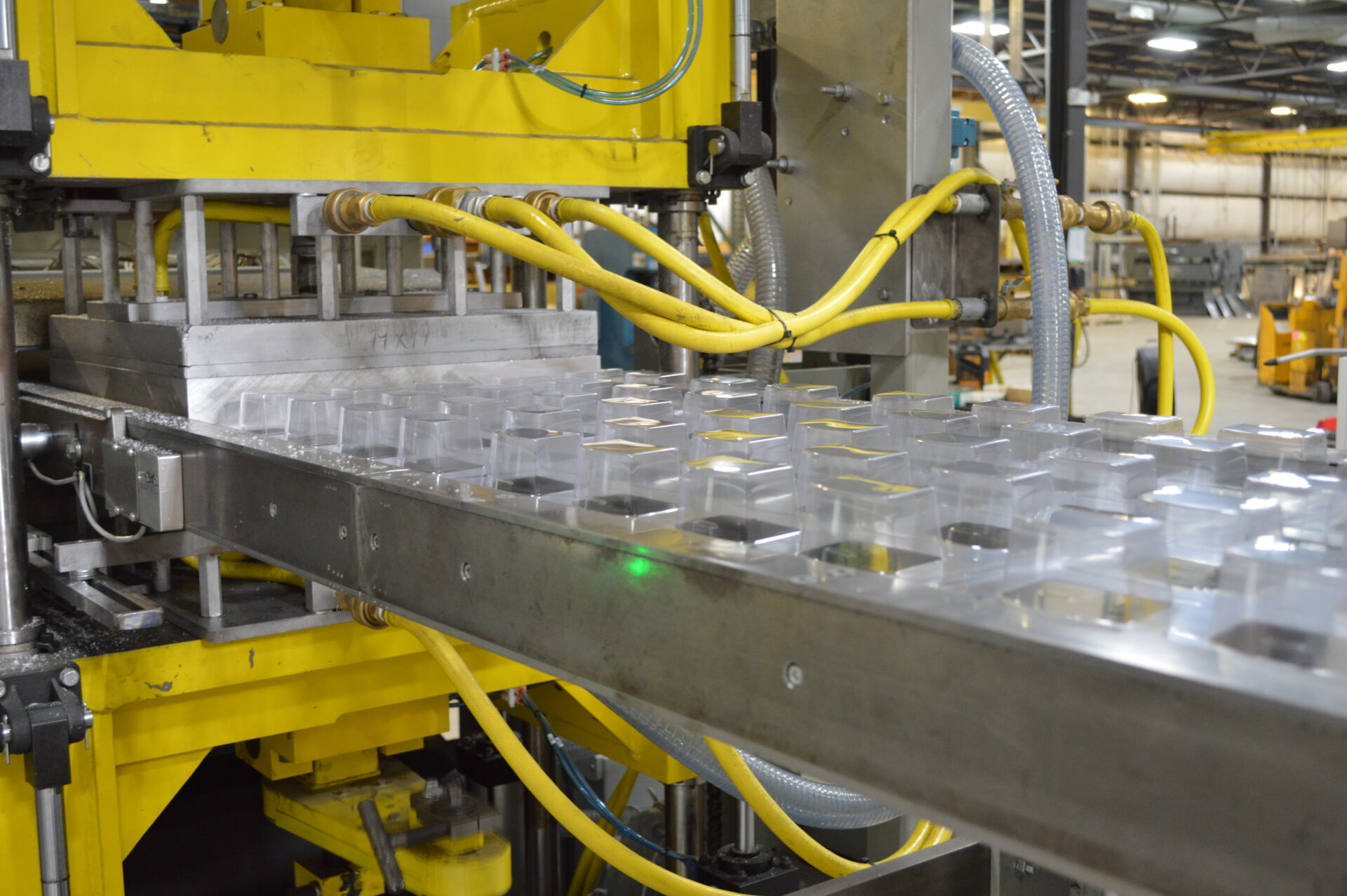 Thermoforming - Clamshell Packaging - Office Product Packaging
